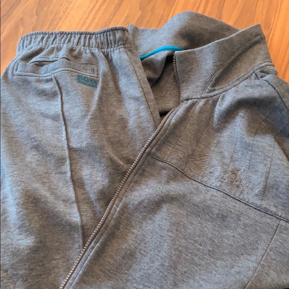 Men’s grey Boss tracksuit - Picture 4 of 6